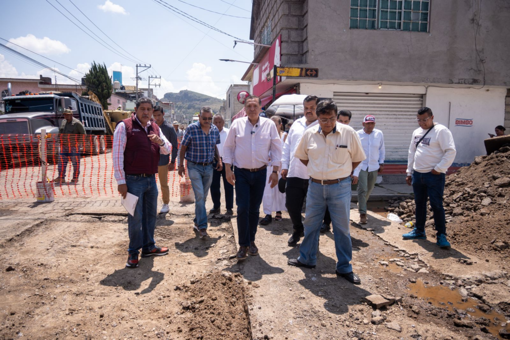Supervisa Ricardo Moreno rehabilitación de la Avenida del Trabajo