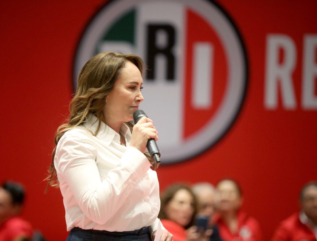Estamos listos para sacar a los malos gobiernos: Cristina Ruiz