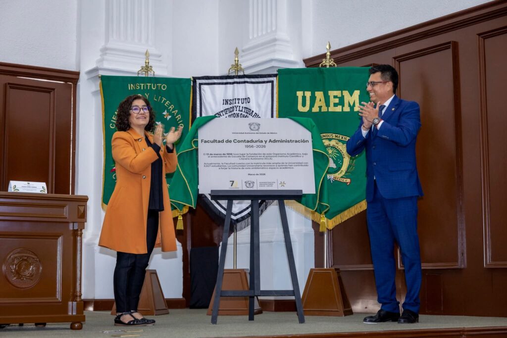 UAEMéx: Develan placa conmemorativa por los 70 años de la FCA