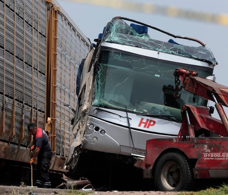 Dan de alta a 26 heridos tras «trenazo» en Atlacomulco