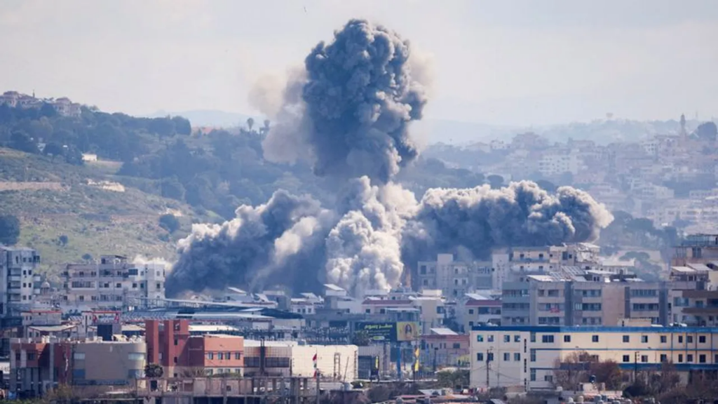 Israel intensifica ataques en Líbano pese a tregua con Irán