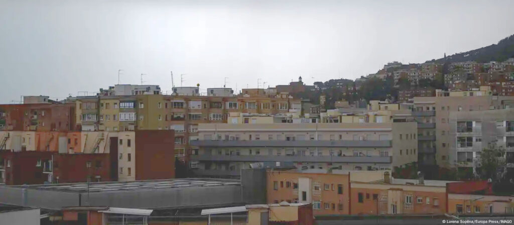 En Cataluña piden evitar recoger hijos de escuelas tras tormenta