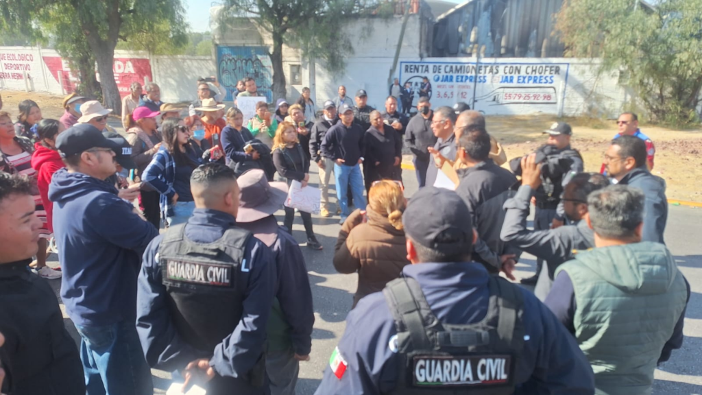 Gobierno de Tecámac atiende petición vecinal de la Mina Hueyotenco