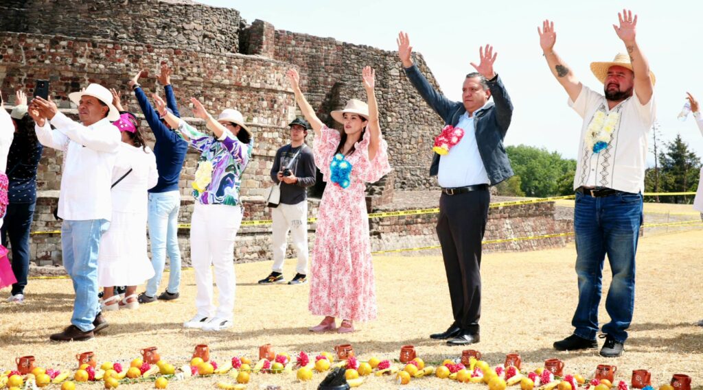 Celebra alcalde Ricardo Moreno el equinoccio de primavera en Calixtlahuaca