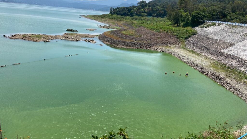 Valle de Bravo alcanza niveles históricos en su presa tras casi una década de sequía