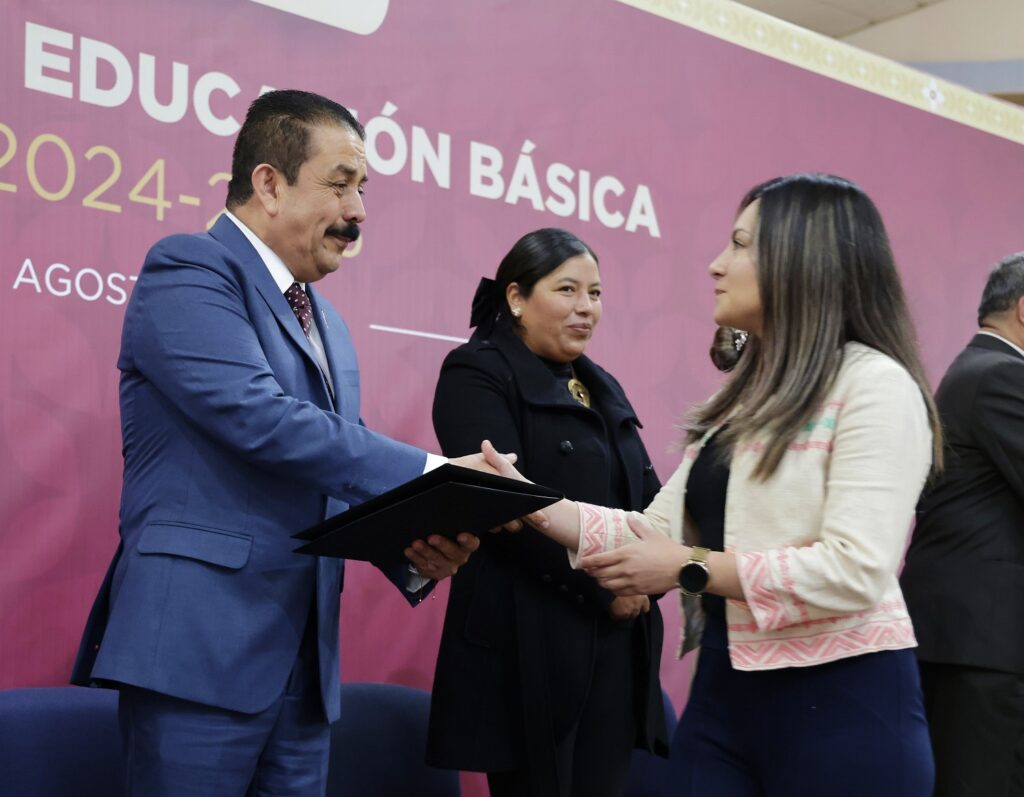 Benefician con permutas a 500 docentes del Edoméx para el ciclo escolar 2024-2025