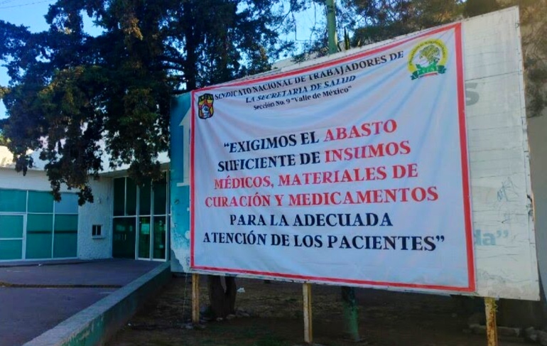 Personal suplente del ISSEMYM, desquicia Paseo Tollocan con manifestación