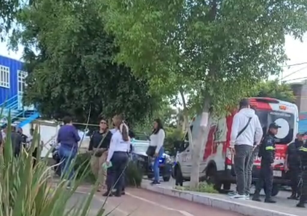 Policía muere dentro de módulo de vigilancia en Nezahualcóyotl; al parecer se suicidó