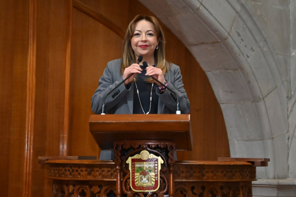 Propone Lilia Urbina uso responsable y ético de la IA en la educación