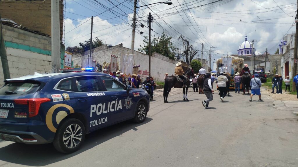 Despliegan operativos simultáneos en Toluca
