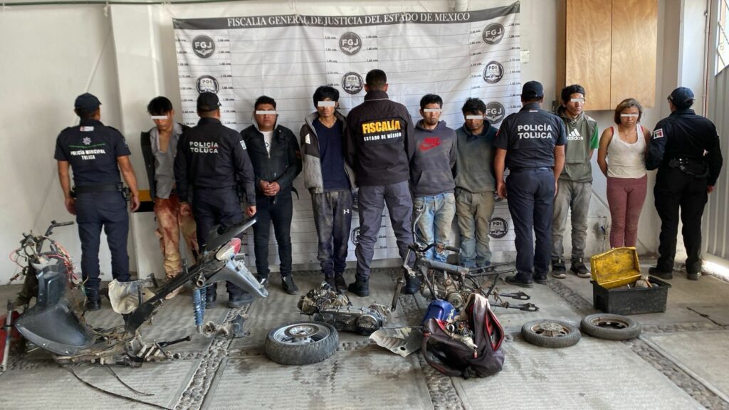 Policía de Toluca y FGJEM desmantelan red de robo de motos en Autopan; hay siete detenidos