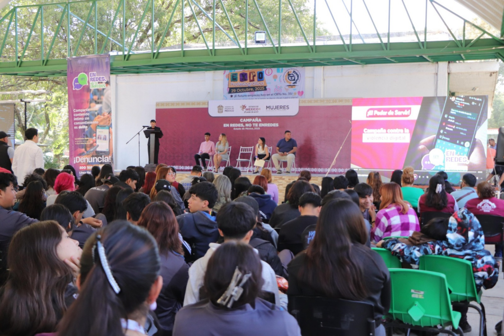 Llevan conferencias sobre prevención de violencia digital a más de ocho mil adolescentes mexiquenses