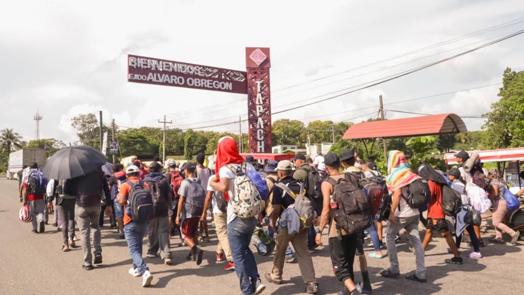 Migrantes aceleran el paso a EEUU ante llegada de Donal Trump