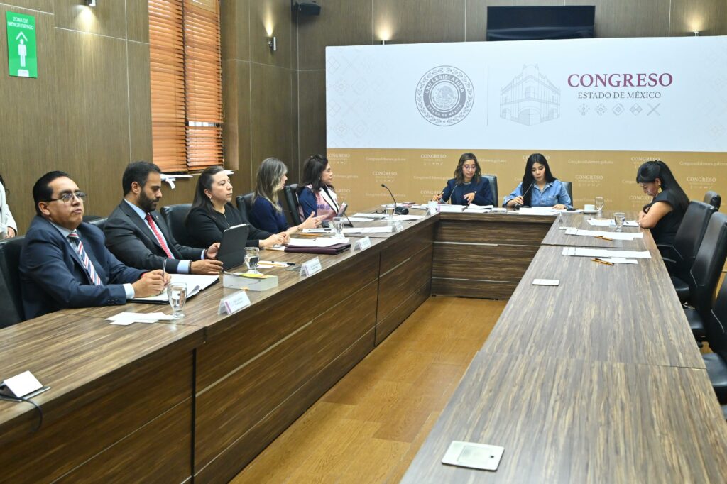 Congreso analiza iniciativa para tribunales unitarios y colegiados