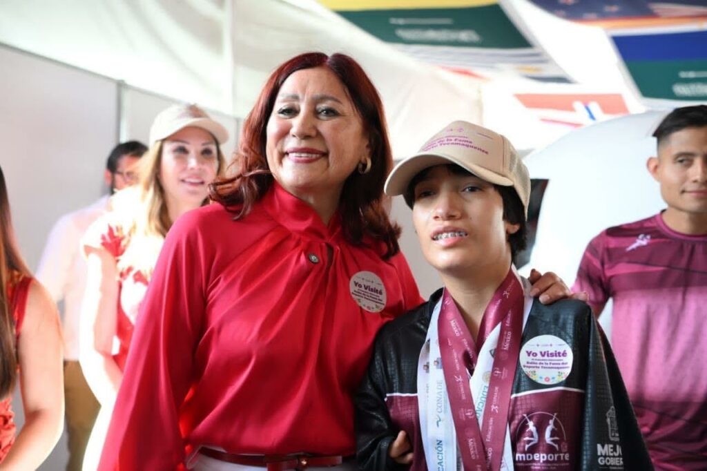 Alcaldesa Rosi Wong inaugura el Salón de la Fama del Deporte Tecamaquense