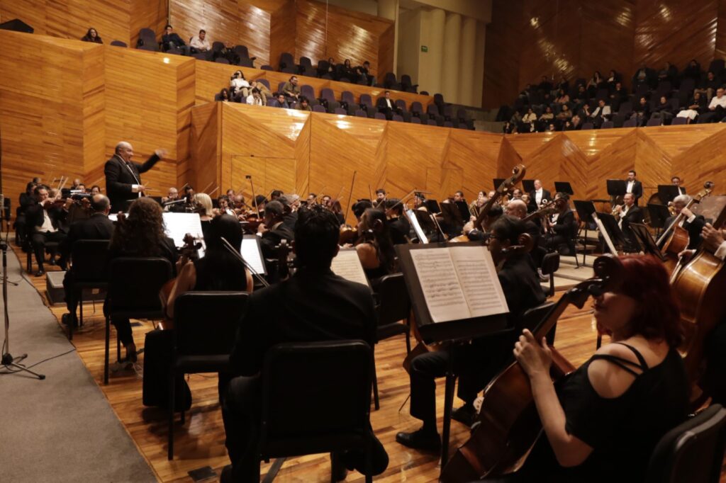 Dedica OSEM conciertos de este fin de semana a la memoria del Maestro Enrique Bátiz Campbell