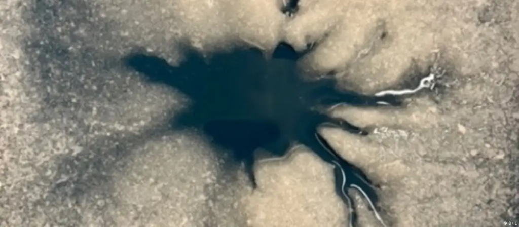 Extraña «araña» en luna de Júpiter intriga a científicos