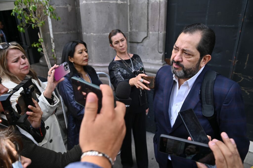 Si no van a votar «que no critiquen»: Paco Vázquez