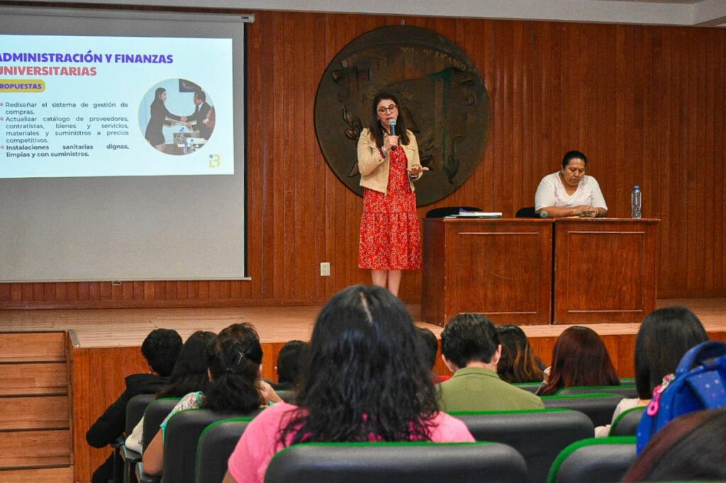 Visita Benhumea la Unidad Académica Profesional de Tejupilco; llama a la reconciliación universitaria