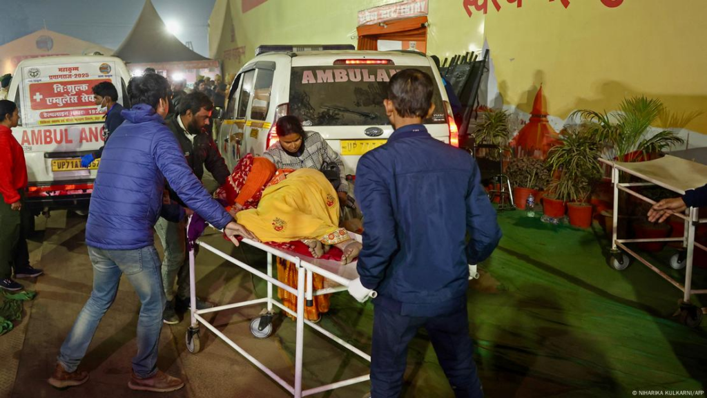 Varios muertos y heridos por estampida en peregrinaje masivo en la India