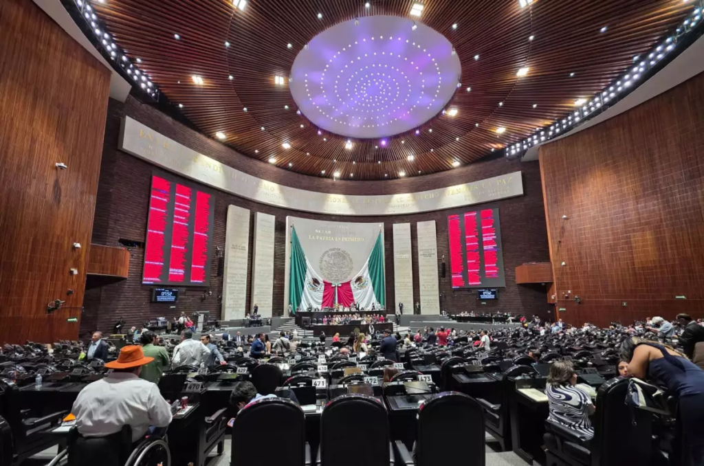 Diputados van por eliminar el fuero