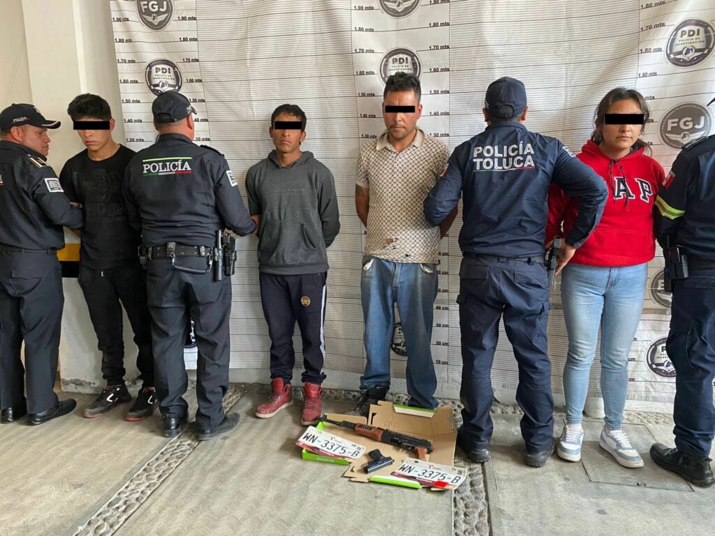 Cae en Toluca banda vinculada al robo de transporte de carga