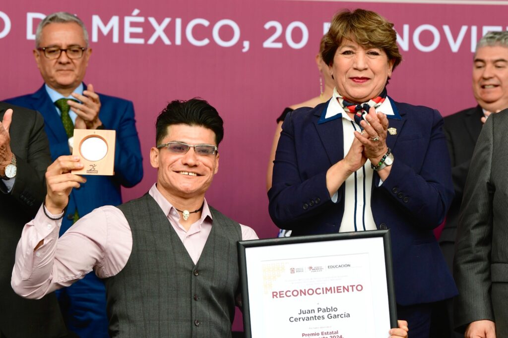 Entrega gobernadora Delfina Gómez Premio Estatal del Deporte 2024