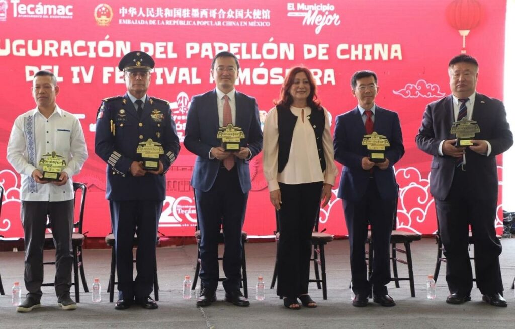 Inaugura la alcaldesa Rosi Wong Romero Pabellón de China en el Parque Sierra Hermosa