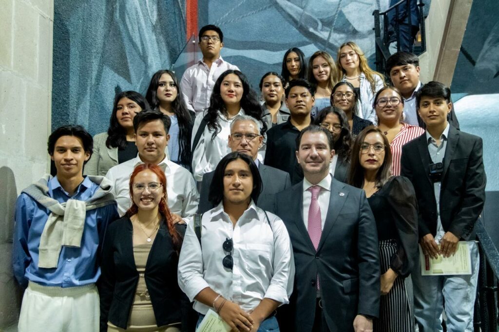La educación es el camino para la reconciliación nacional: Elías Rescala
