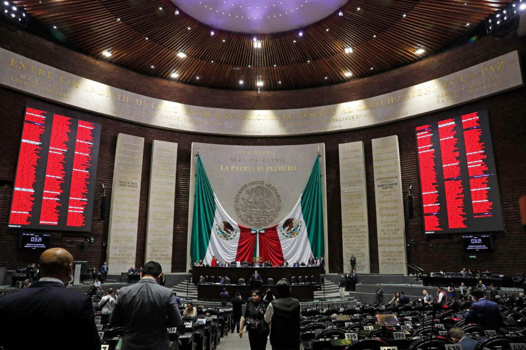 Dan a conocer diputados la extinción de siete órganos autónomos