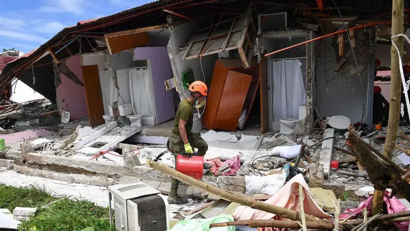 69 muertos en un fuerte terremoto que sacudió el centro de Filipinas