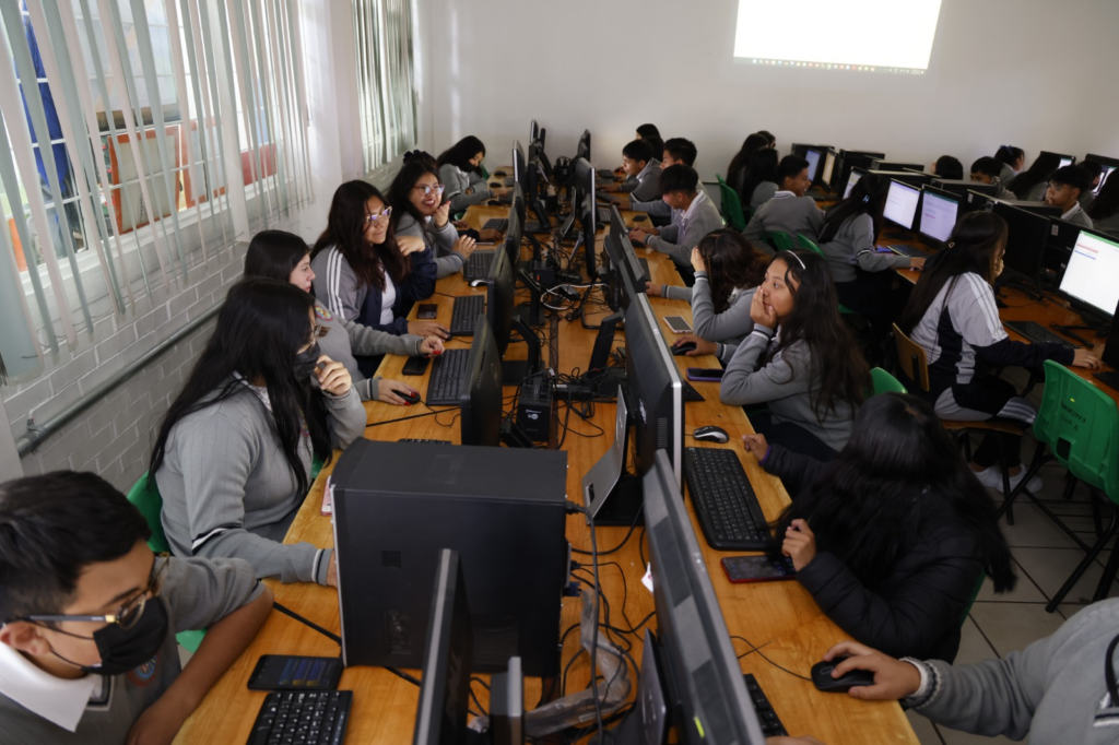 Amplía Edoméx periodo de inscripciones para Educación Media Superior en 103 municipios