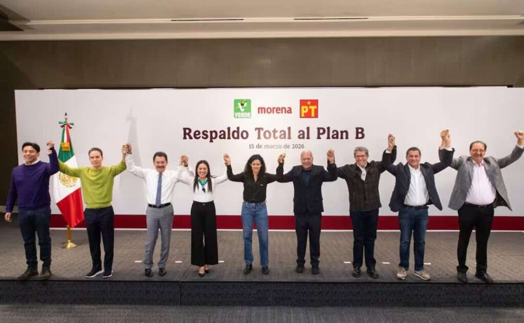 Tras reunión en Gobernación, PT y PVEM anuncian «total respaldo» al plan B