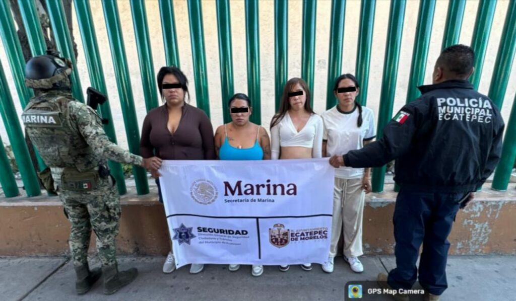 Capturan a mujeres integrantes de banda de desplazadoras de tarjetas bancarias