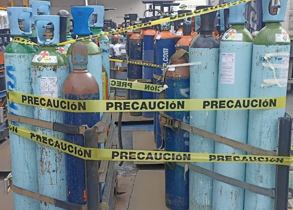 Localizan en Tlalnepantla 25 tanques de oxígeno medicinal e industrial que habían sido robados