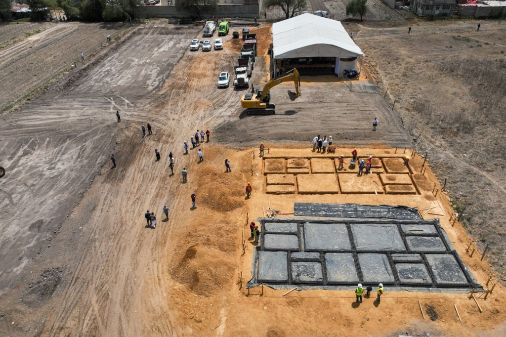 Inician plan de vivienda social; primeras 96 casas beneficiarán a 384 personas en Teotihuacán