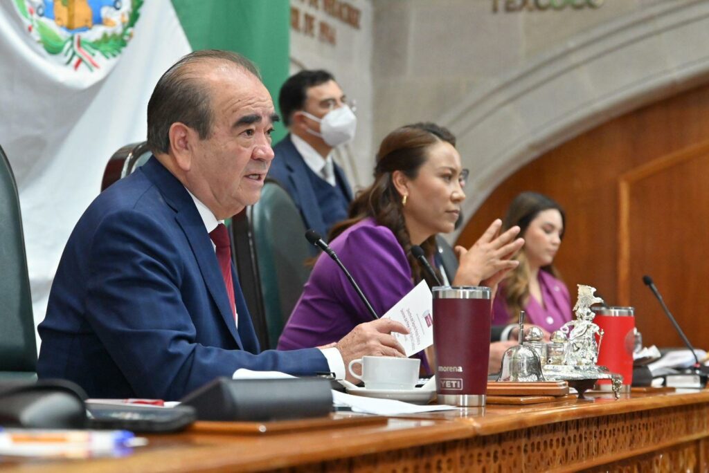 Envían Ejecutivo y Judicial al Congreso mexiquense listas de aspirantes a juzgadores