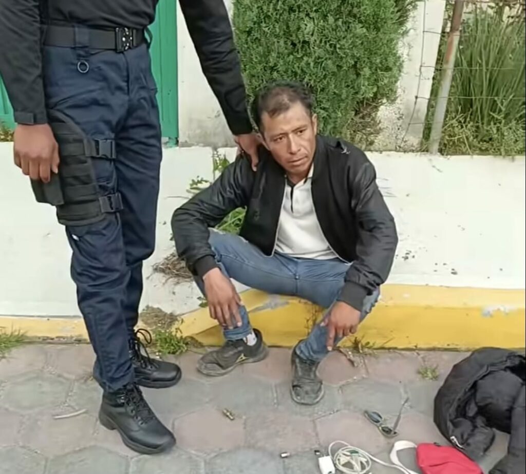 Vecinos de Casco de San Juan se organizan y frustran robo ante ausencia de seguridad en Chalco