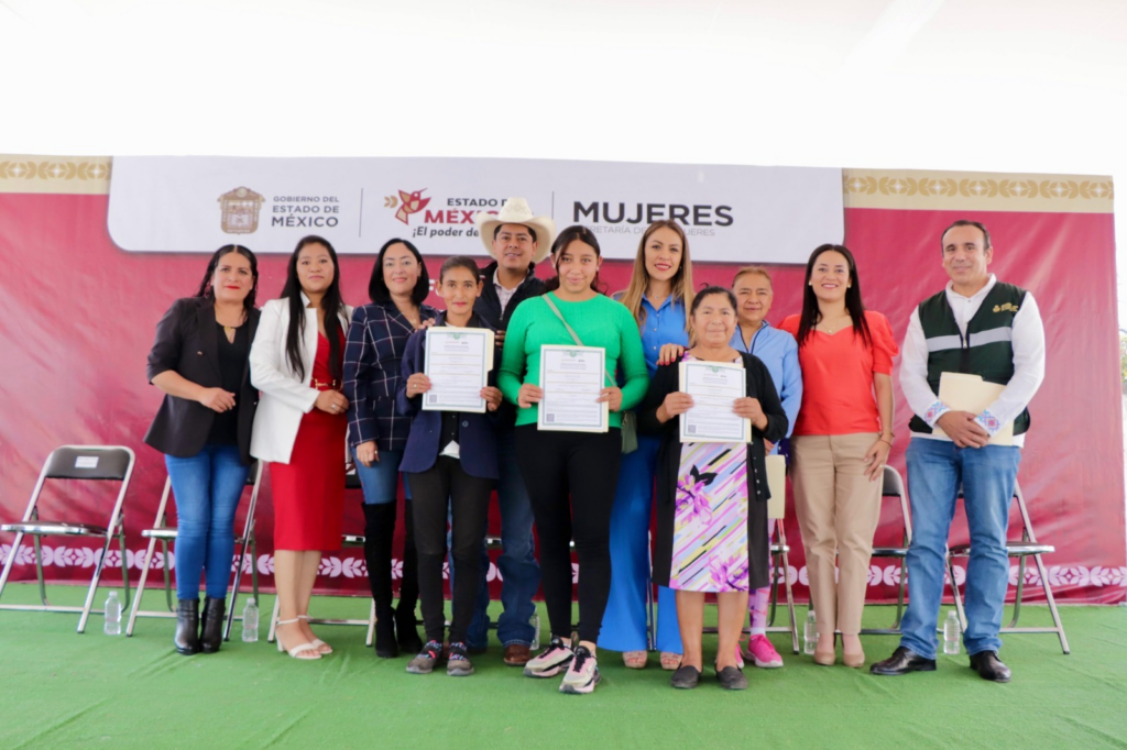 Apoya GEM a mujeres mayores de 15 años para concluir la primaria o la secundaria