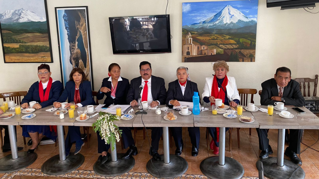 Buscan pensionados y pensionistas del Issemym «enlace» que les brinde certeza jurídica