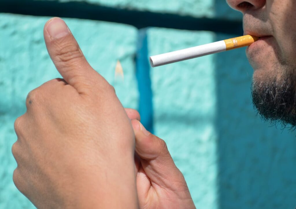 Mil 731 espacios en Edomex ya protegen a la población contra el humo de tabaco