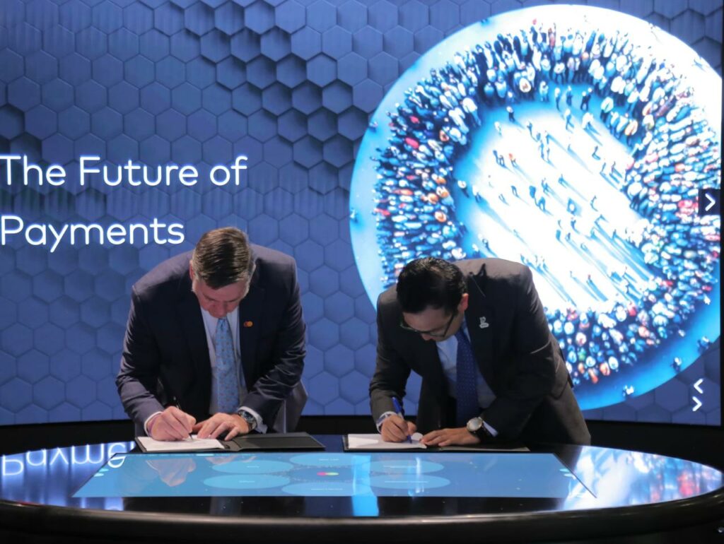 En 2027 contará Edoméx con digitalización del sistema de pago del transporte público