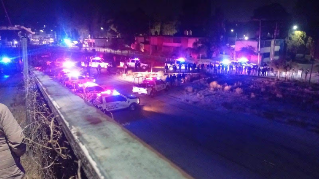 Enfrentamiento armado sacude planta de Cruz Azul en Tula