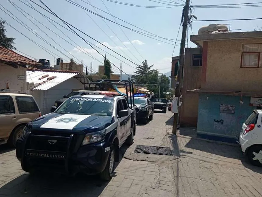 Un agresor fallecido, un policía herido y cinco detenidos, dejó enfrentamiento armado en Temascalcingo