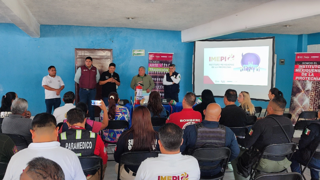Capacitan a municipios en manejo responsable de pirotecnia