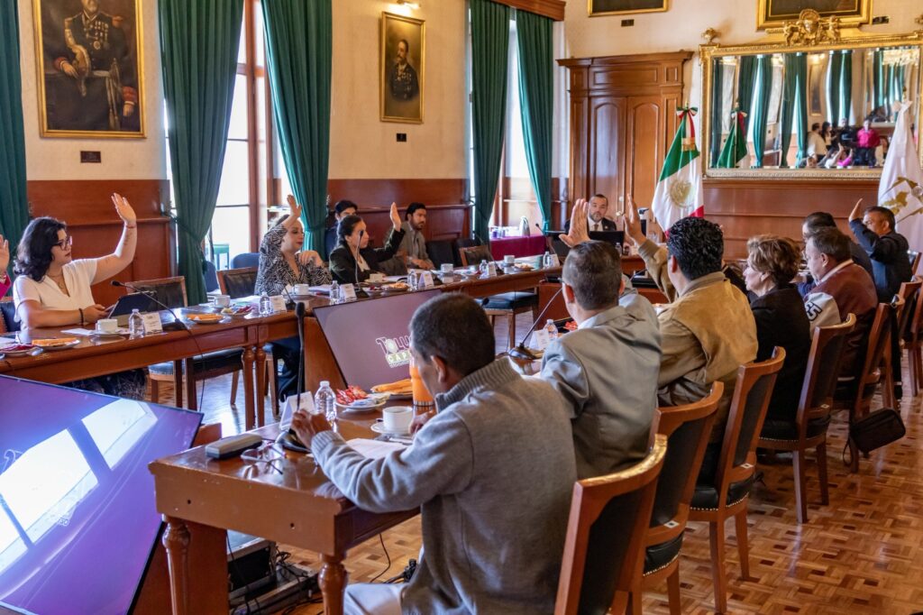 Cabildo Abierto en Toluca impulsa descuentos y condonaciones en agua y drenaje