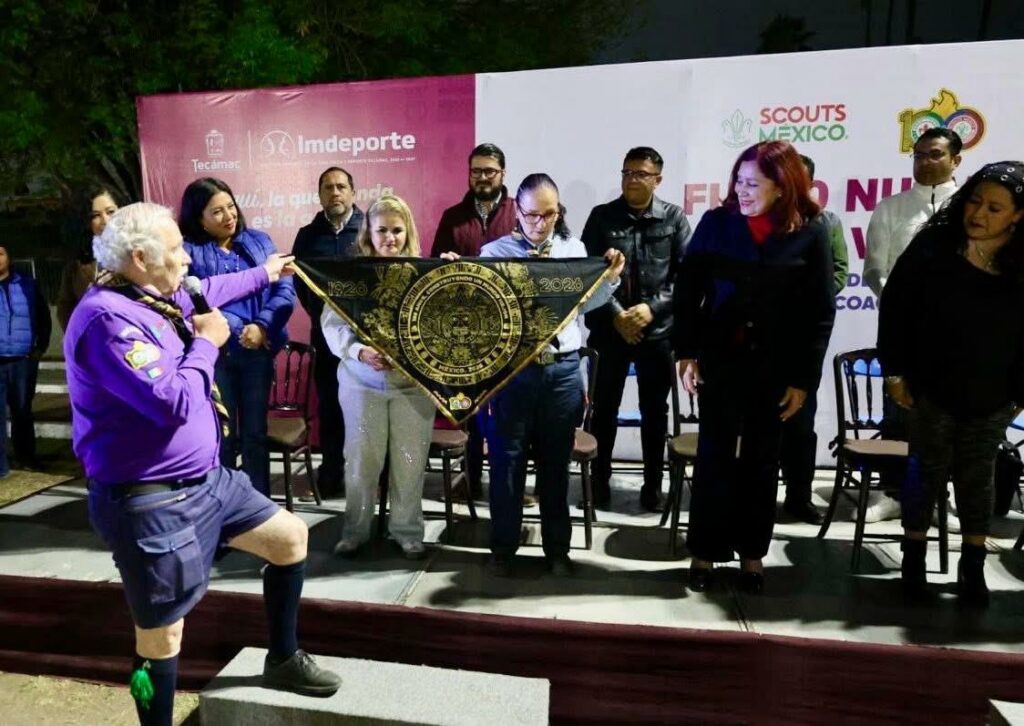 Encabeza Rosi Wong la Ceremonia del Fuego Nuevo del movimiento Scout en Tecámac