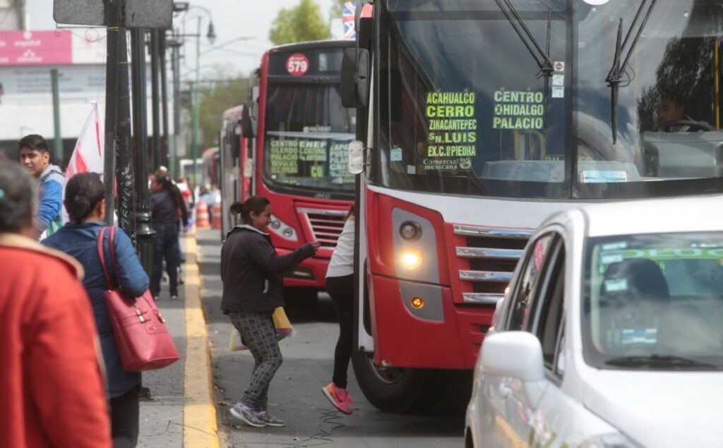 Retiene Semov 335 unidades de transporte público por faltas administrativas