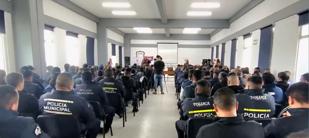 Toluca capacita a sus elementos de seguridad en materia de derechos humanos
