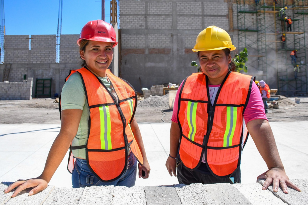 Mujeres al mando transforman la obra pública mmexiquense